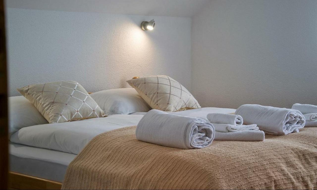 Apartment Josipa سيليست دريزنيكو المظهر الخارجي الصورة