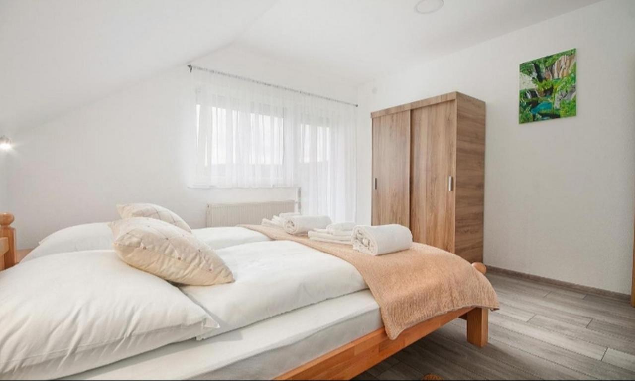 Apartment Josipa سيليست دريزنيكو المظهر الخارجي الصورة